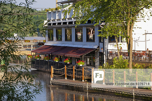 See  Restaurant  Terrasse  Außenaufnahme  Kanada  Quebec