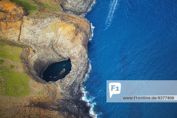 Vereinigte Staaten von Amerika USA Felsen Küste Gezeiten Loch Insel Ansicht vorwärts Luftbild Fernsehantenne Hawaii hawaiianisch