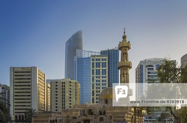 Vereinigte Arabische Emirate  VAE  Gebäude  Naher Osten  Innenstadt  modern  Moschee