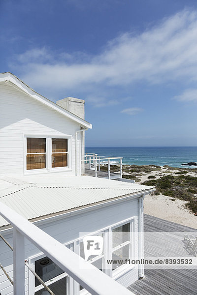 Strandhaus mit Meerblick