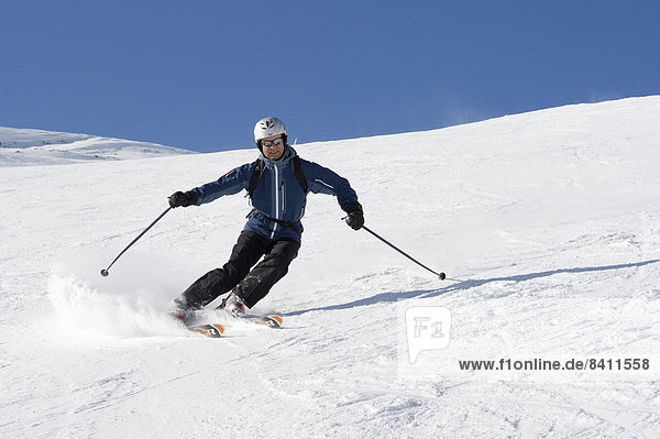 Skier  Tignes  Val-d?Isère  Département Savoie  Alps  France