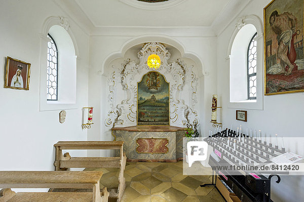 Innenraum mit Altar der Wieskapelle  Wieskirche  Steingaden  Pfaffenwinkel  Oberbayern  Bayern  Deutschland