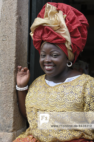 South America  Brazil  Bahia  woman  turban  negro  black  local  vertical  friendly  smile