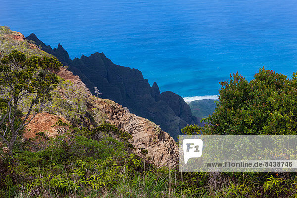 Vereinigte Staaten von Amerika USA Amerika Küste Meer Aussichtspunkt Pazifischer Ozean Pazifik Stiller Ozean Großer Ozean Hawaii Kalalau Kauai