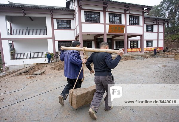 Felsbrocken  Mann  arbeiten  Gebäude  Tourist  schnitzen  China  Chongqing  neu