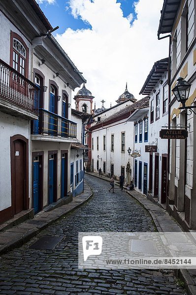 Historical houses in the old mining town of Ouro Preto  UNESCO World Heritage Site  MInas Gerais  Brazil  South America