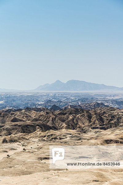 Moon Valley  von Erosion zerfurchte Felsenlandschaft  Namib-Naukluft-Park  Namib-Wüste  Namibia