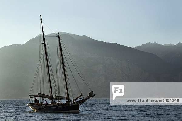 Segelboot  Gardasee  Cassone  Malcesine  Italien
