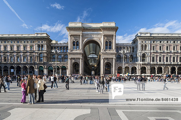 Piazza del Duomo with Galleria Vittorio Emanuele II shopping arcade  Milan  Lombardy  Italy