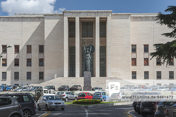 Hauptportal der Universität La Sapienza  größte Universität Europas  Faschismus unter Mussolini  italienischer Rationalismus  Rom  Latium  Italien