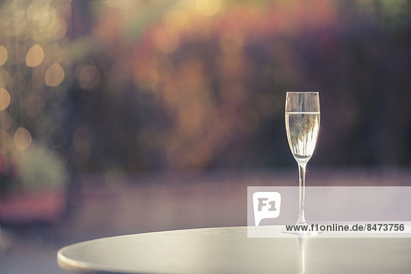Glas Tisch Champagner