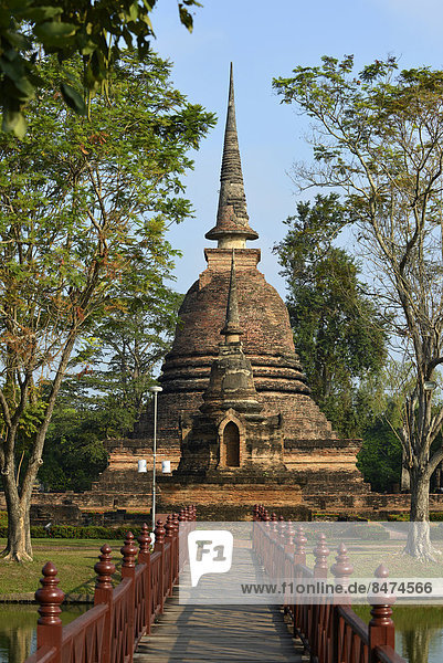 Wat Sa Si oder Wat Sra Sri  Geschichtspark Sukhothai  Sukhothai  Nordthailand  Thailand
