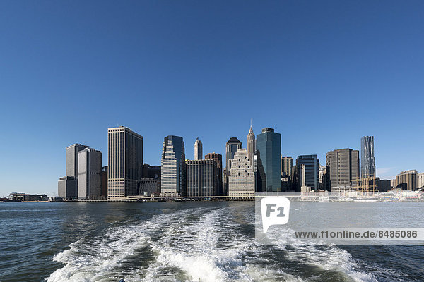 Skyline an der S¸dspitze von Manhattan  New York City  New York  USA
