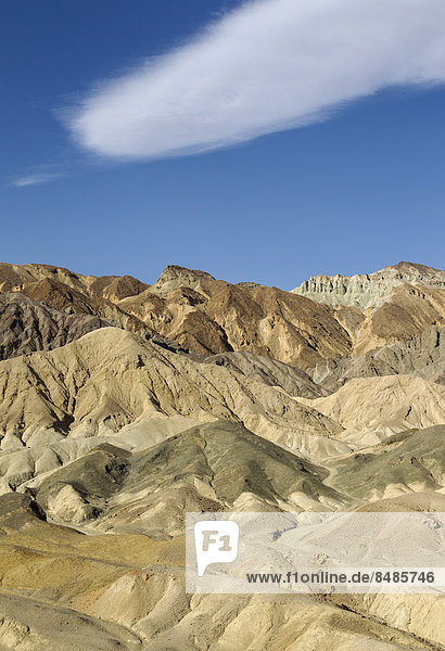 'Erosionsstrukturen im Gestein  Badlands  Ostwand der Black Mountains im ''Twenty Mule Team Canyon''  Death Valley  Death-Valley-Nationalpark  Kalifornien  USA'