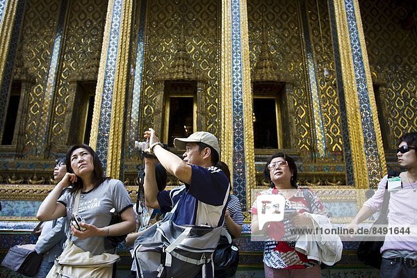 Bangkok  Hauptstadt  Ehrfurcht  Tourist  Palast  Schloß  Schlösser  Besuch  Treffen  trifft  Komplexität  Thailand
