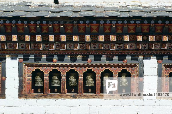 Stützrad  Bhutan  Dzong  Gebet