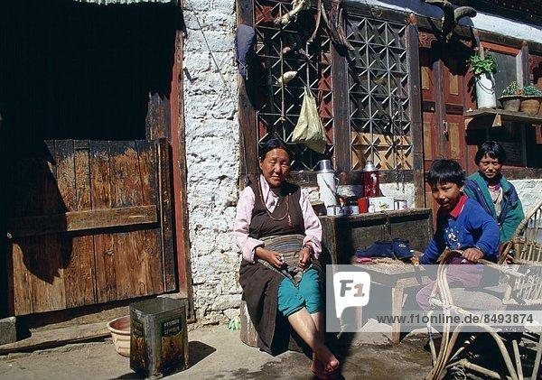 Interior zu Hause Frau Bhutan Paro