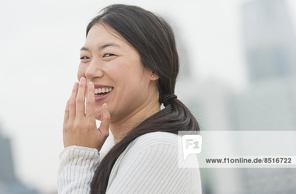 Frau  lachen  südkoreanisch