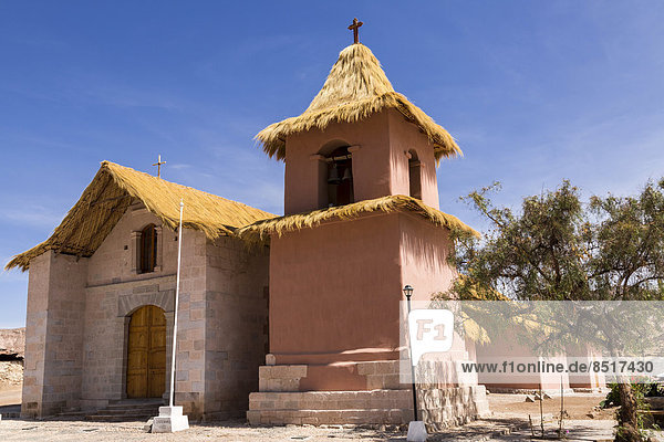 Kirche von Socoromo  Lauca-Nationalpark  Atacama-Wüste  nördliches Chile