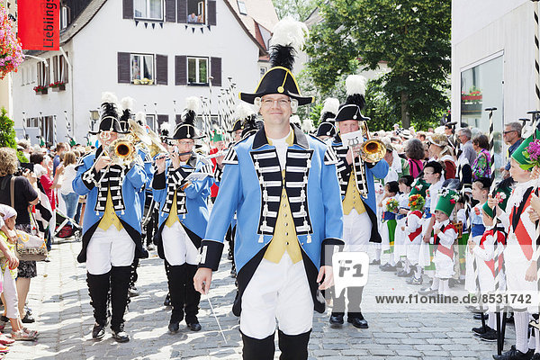 Musicians of the Ulm town soldiers  Fischerstechen or water jousting festival  Ulm  Baden-Württemberg  Germany