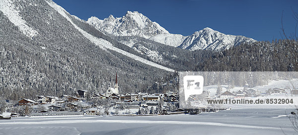 Nassereith im Winter  Tirol  Österreich