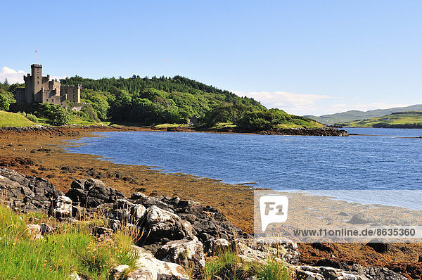 Dunvegan Castle Ross Skye and Lochaber Skye Schottland Großbritannien