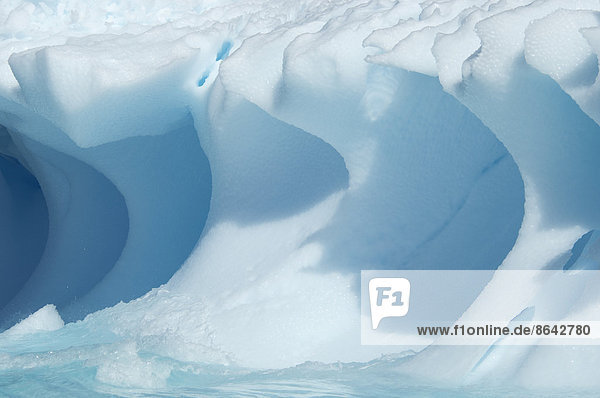 Eisberg entlang der Antarktischen Halbinsel.
