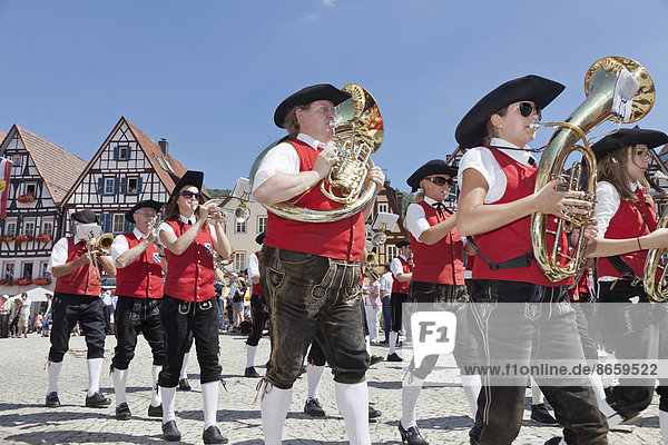 Historical parade  Schäferlauf festival  Bad Urach  Baden-Württemberg  Germany