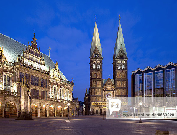 Gebäude Kathedrale Parlamentsgebäude Bremen Deutschland rechts UNESCO-Welterbe