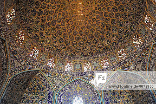 Kuppelhalle der Lotfollah-Moschee  Isfahan  Provinz Isfahan  Persien  Iran