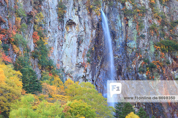 Yonago Falls  Nagano Prefecture