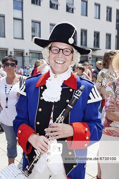 Woman of a band in historical costume at a parade  Fischerstechen  Ulm  Baden Wurttemberg  Germany  Europe