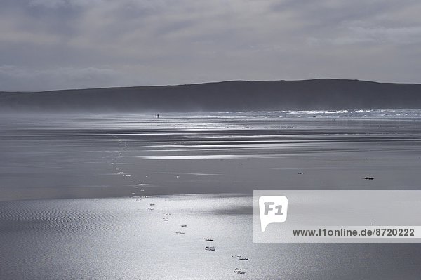 gehen Strand Großbritannien verlassen Sand North Devon Fußabdruck Woolacombe