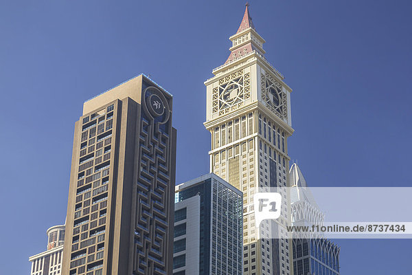 Wolkenkratzer  Al Yaqoub Tower  Latifa Tower  Maze Tower und Capricorn Tower  Dubai  Emirat Dubai  Vereinigte Arabische Emirate