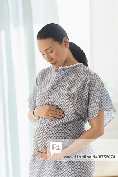Frau  Kleid  Krankenhaus  Schwangerschaft  japanisch