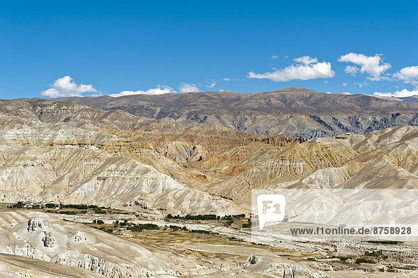 Chhoser daytime eroded landscape Himalaya Kali Gandaki valley landscape mountain landscape mountains mountains nature Nepal nobody outdoors travel photography Upper Mustang valley