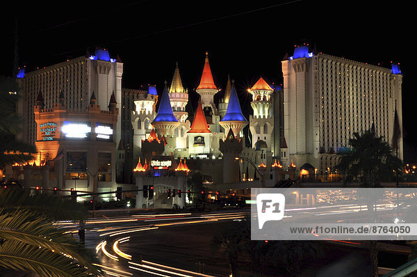 Excalibur Hotel und Casino bei Nacht  Las Vegas  Nevada  USA