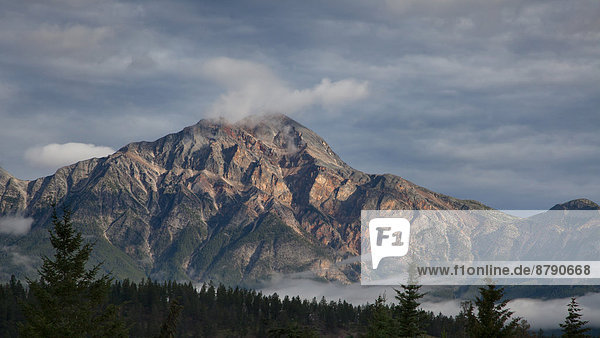 Alberta  mountains  Jasper  national park  Canada  scenery  landscape  North America  Rocky Mountains