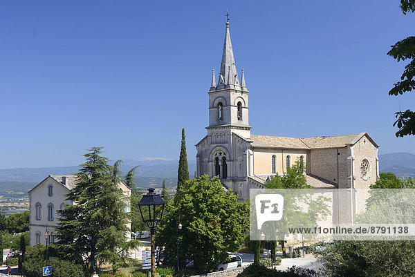 Frankreich  Europa  Gebäude  Kirche  Provence - Alpes-Cote d Azur  Vaucluse
