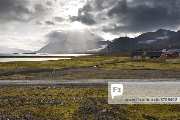 Ny Ålesund  Insel Spitzbergen  Inselgruppe Spitzbergen  Svalbard und Jan Mayen  Norwegen