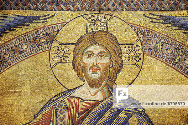 Christus  mittelalterliche Mosaiken an der Decke des Baptisteriums  Kathedrale von Florenz  Florenz  Toskana  Italien