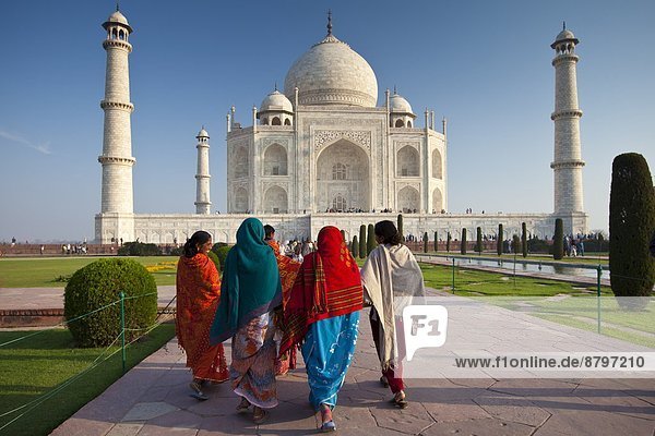 Tourist  Besuch  Treffen  trifft  nähern  Süden  Ansicht  Indien  indische Abstammung  Inder  Mausoleum  Uttar Pradesh