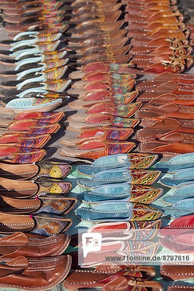 Tradition Schuh verkaufen Leder Rajasthan