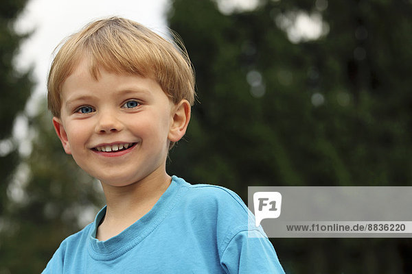 Portrait of smiling little boy