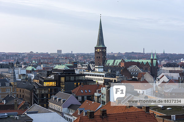 Dänemark  Aarhus  Blick auf die Dächer des Stadtzentrums  Blick von oben