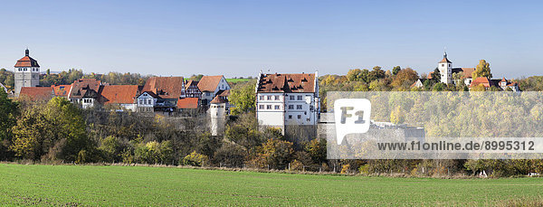 Schloss Vellberg mit Stöckenburg und Martinskirche  Vellberg  Hohenlohe  Baden-Württemberg  Deutschland