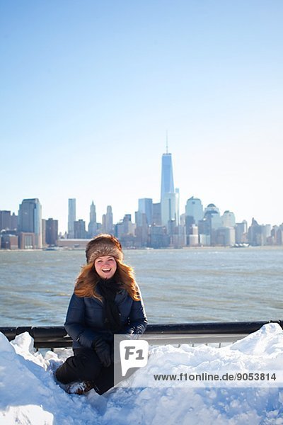Vereinigte Staaten von Amerika  USA  Frau  New York City  Hintergrund  Mittelpunkt  Erwachsener  Manhattan