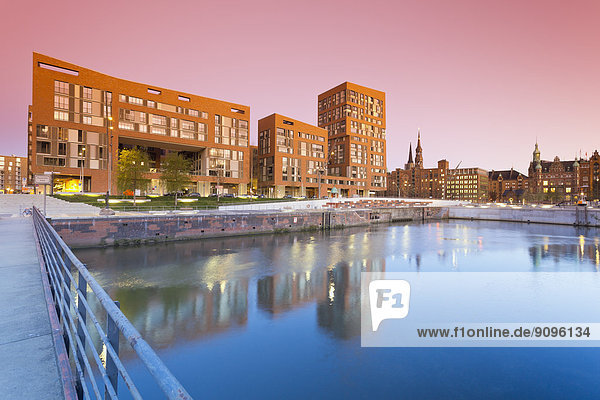 Deutschland  Hamburg  Brooktorhafen und Neubauten in der Hafencity