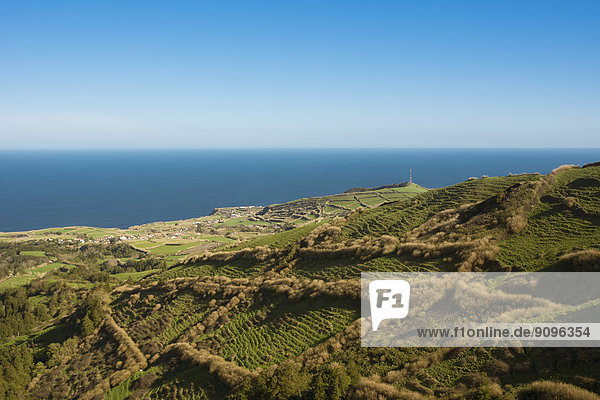 Portugal  Azoren  Sao Miguel  Blick über die Nordwestküste