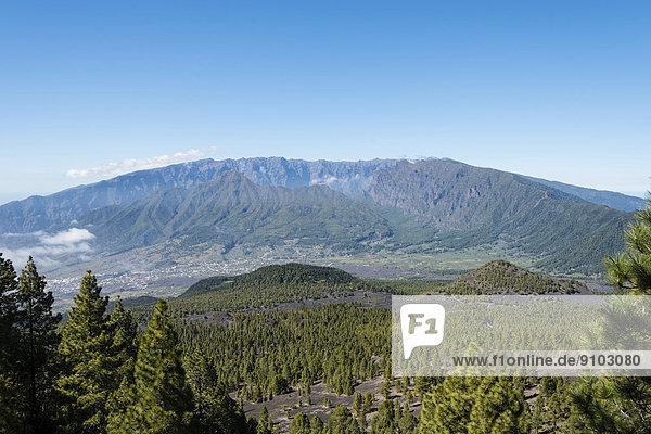 View of the Caldera de Taburiente  Caldera de Taburiente National Park  La Palma  Canary Islands  Spain